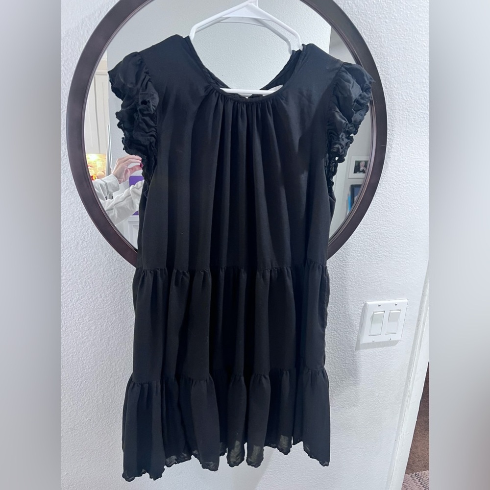 Wilfred Women’s Black dress Small EUC Short Style - Picture 2 of 5